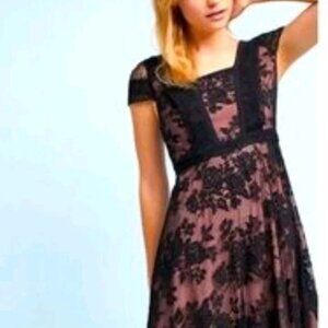 ANTHROPOLOGIE MOULINETTE SOEURS LACE "MALIA" DRESS - Size 6